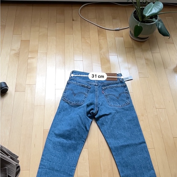 Levi’s Ripped Wegie Icons (23) - Picture 7 of 8